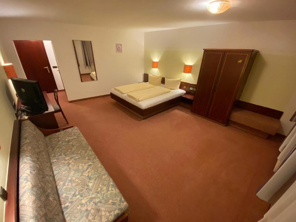Hotel Goldener Loewe Zeulenroda-Triebes المظهر الخارجي الصورة