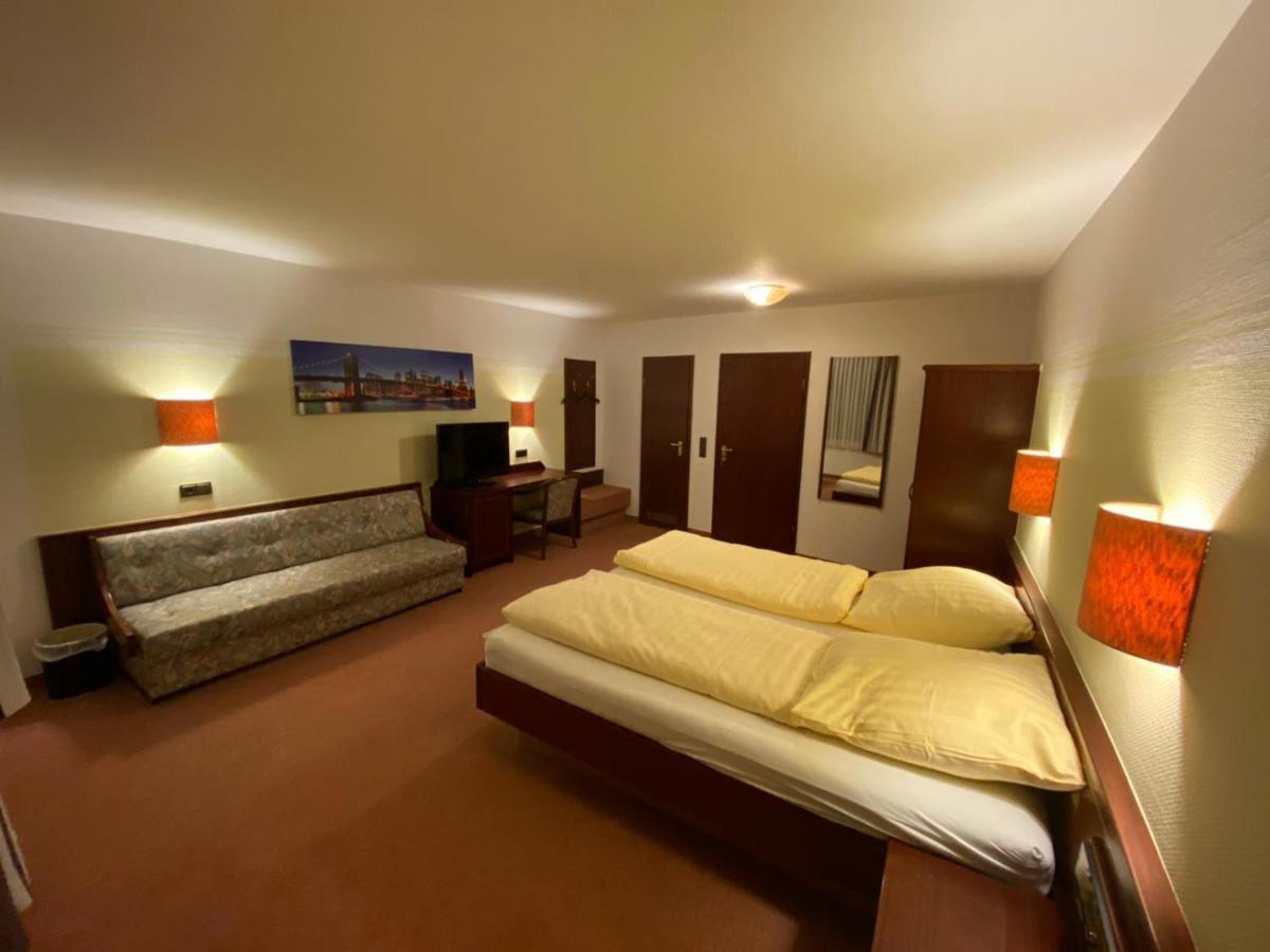 Hotel Goldener Loewe Zeulenroda-Triebes المظهر الخارجي الصورة