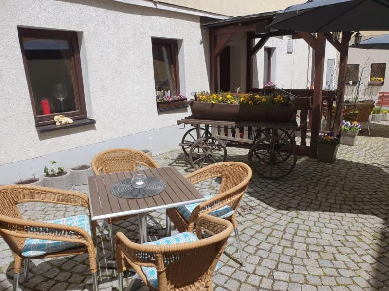 Hotel Goldener Loewe Zeulenroda-Triebes المظهر الخارجي الصورة