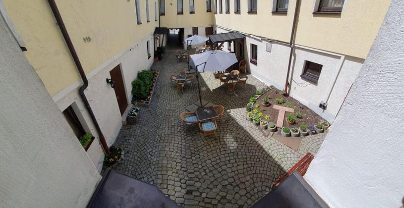 Hotel Goldener Loewe Zeulenroda-Triebes المظهر الخارجي الصورة